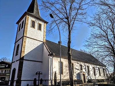 Pfarrkirche St. Peter und Paul Halverde Turm der Pfarrkirche St. Peter und Paul in Halverde